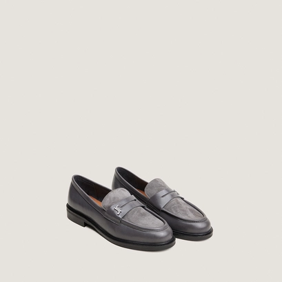 Round-toed loafers with monograms in grey leather and grey suede | duedi