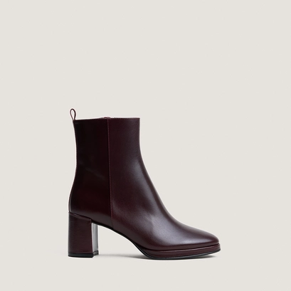Heeled ankle boots in burgundy leather | dibrina