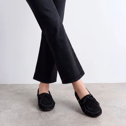 Soft lace-up loafers in black split leather | louison