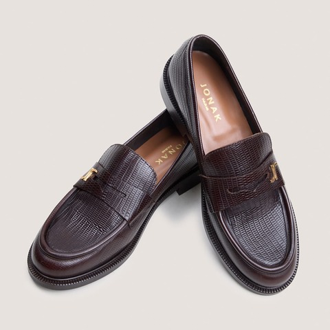 Round-toed loafers with monograms dark brown
