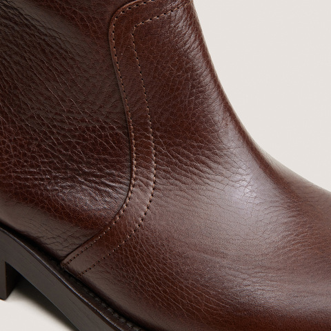 Zip heeled ankle boots brown