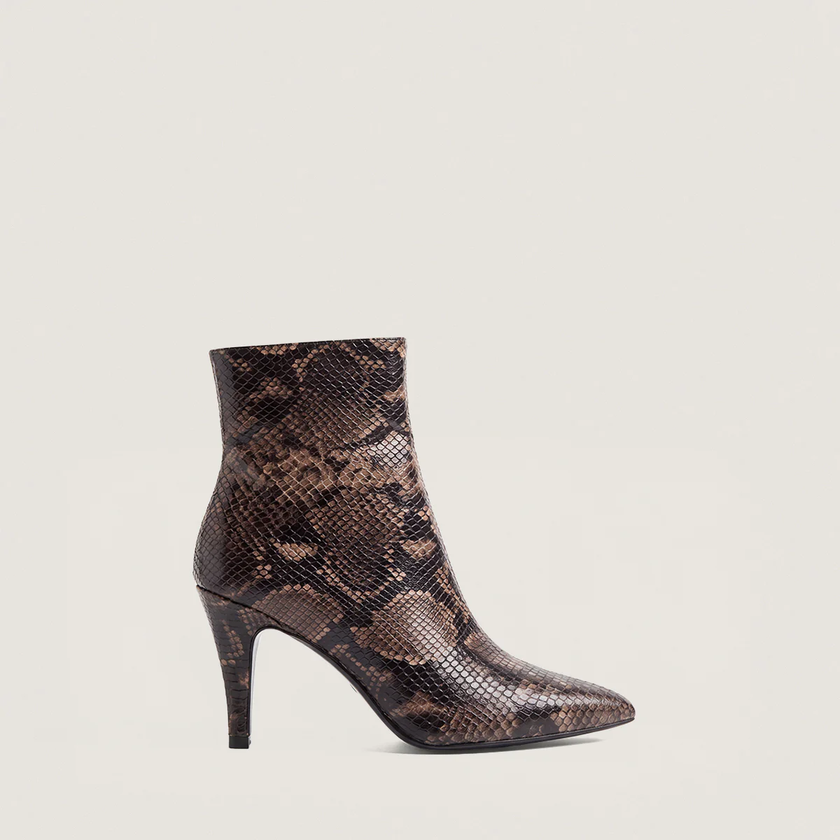 Ankle boots with pointed toes in taupe python-effect leather | DIAPHANE