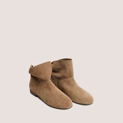 Flat ankle boots in taupe split leather | pluton