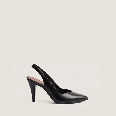Pointed-toe slingback pumps black
