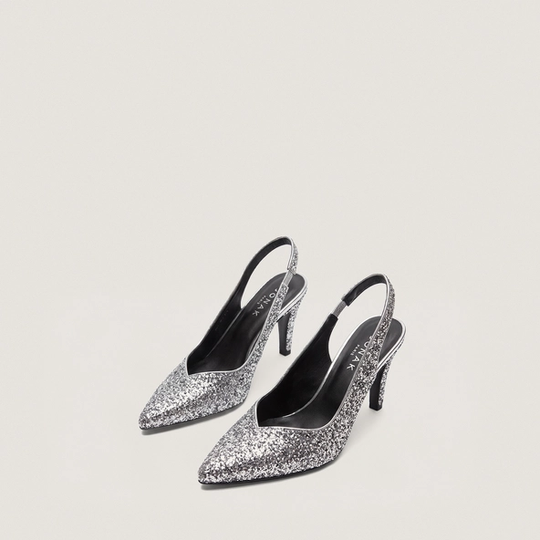 Pointed-toe slingback pumps in silver glitter | DILETTO