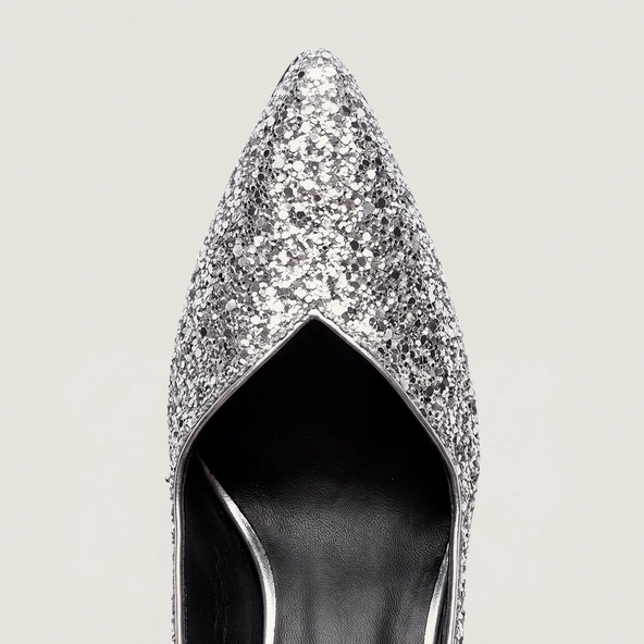 Pointed-toe slingback pumps in silver glitter | DILETTO