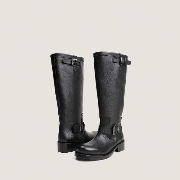 Boots with round toes in black grained leather | DIKE