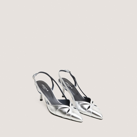 Pointed-toe slingback pumps silver
