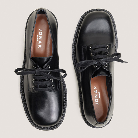 Lace-up derbies black