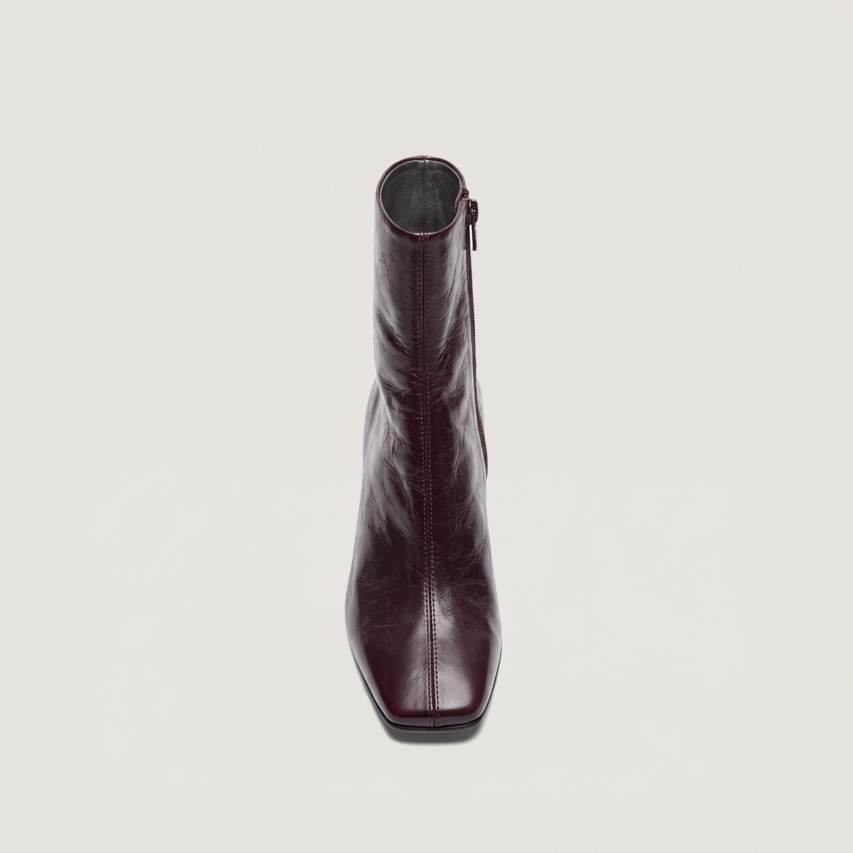 Heeled ankle boots with square toes dark brown