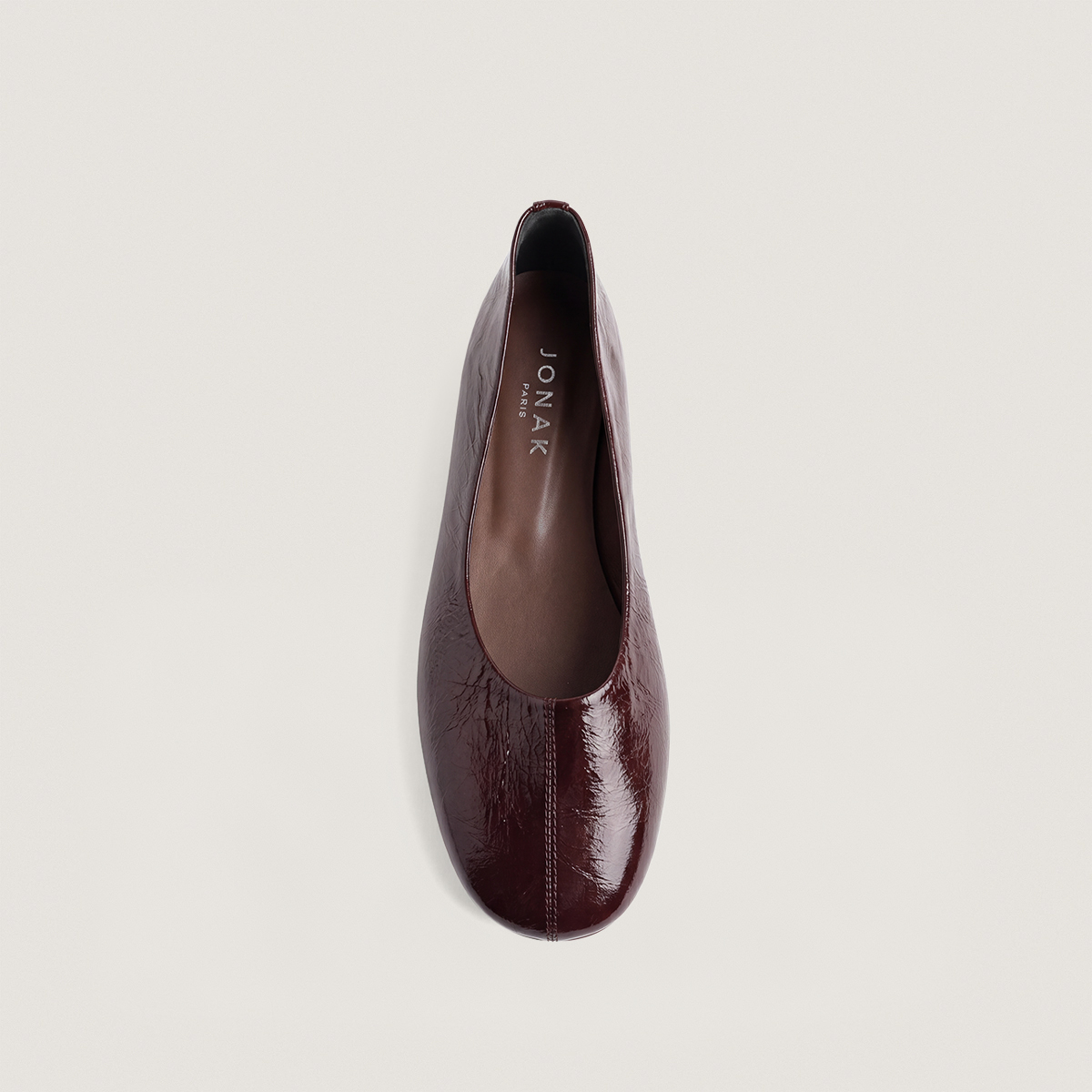 Round-Toe Ballet Flats in brown patent leather | DALLETUS
