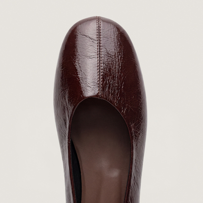 Round-Toe Ballet Flats brown