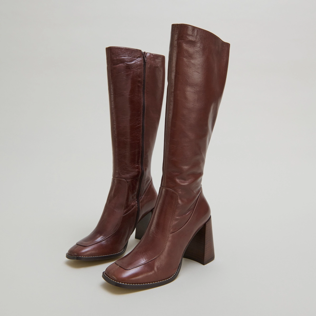 High boots with square toes in brown leather calf size S | VAUBANE