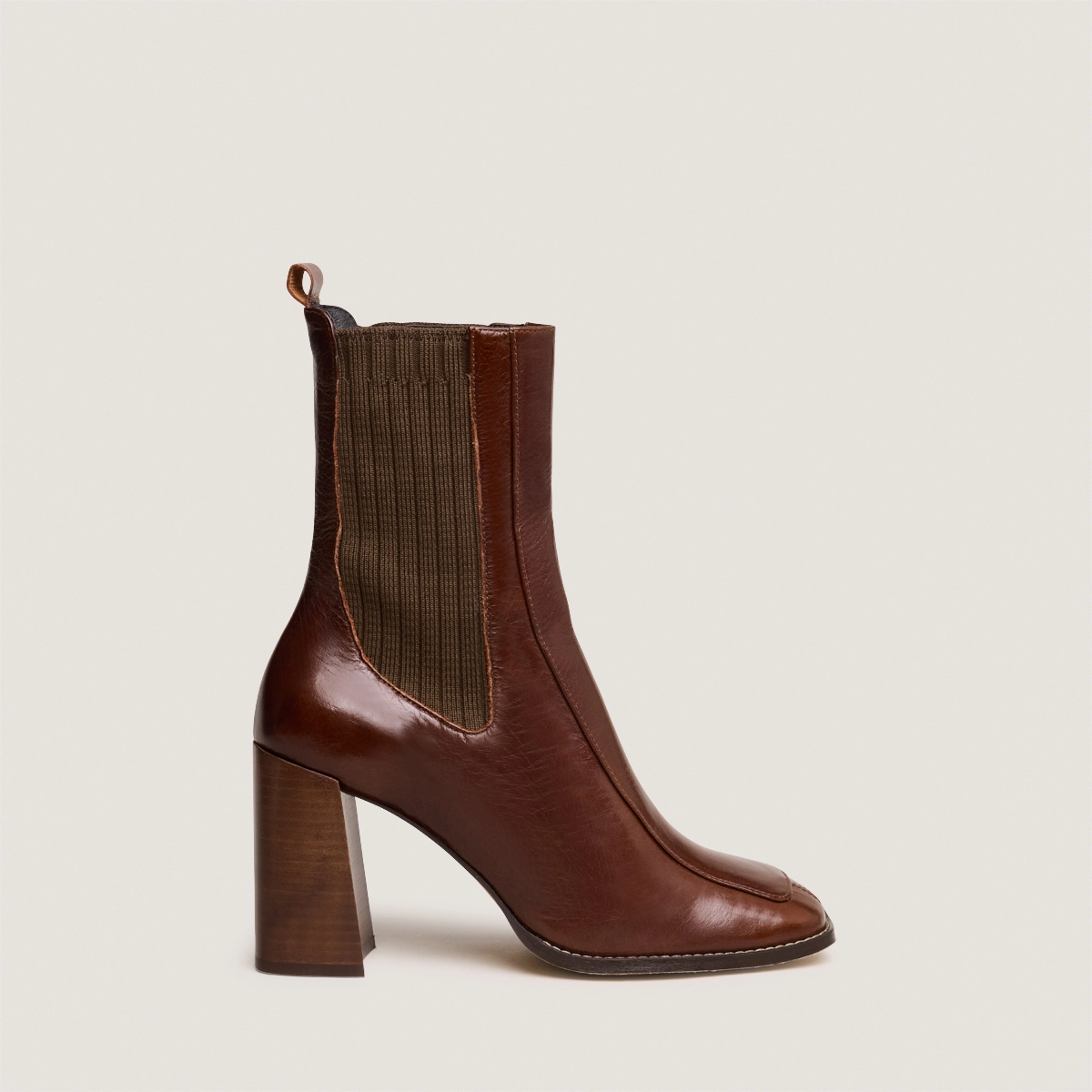 Heeled boots in brown leather | VANTI