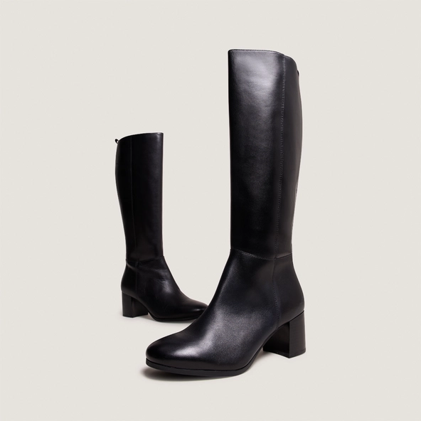 Bottes hautes &agrave; talons in black leather | ARMINA