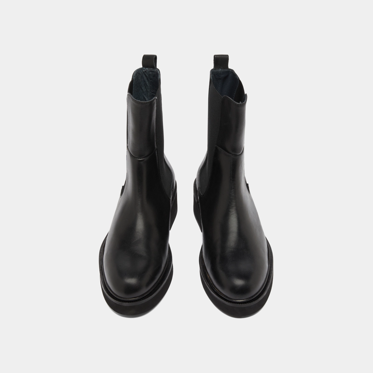 Boots &agrave; &eacute;lastiques in black leather | DADO