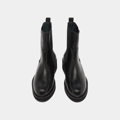 Boots &agrave; &eacute;lastiques in black leather | dado