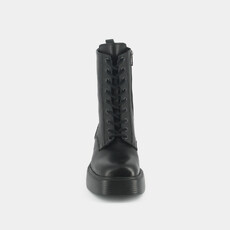 Boots &agrave; lacets, plateformes et bouts carr&eacute;s black