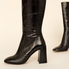 Bottes &agrave; talons et bouts carr&eacute;s black