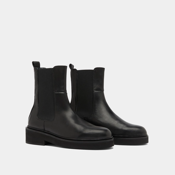 Boots &agrave; &eacute;lastiques in black leather | DADO