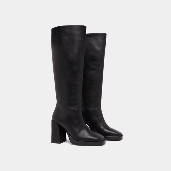 Bottes à talons hauts et bouts carrés in black leather | DETHLEE