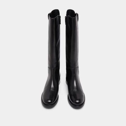 Bottes plates &agrave; bouts ronds in black leather | asper