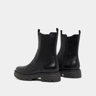 Bottines &agrave; semelles crant&eacute;es in black leather | antonelle