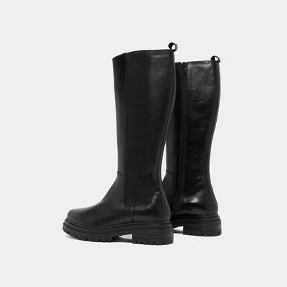 Bottes &agrave; bouts ronds et semelles crant&eacute;e... in black leather | adal