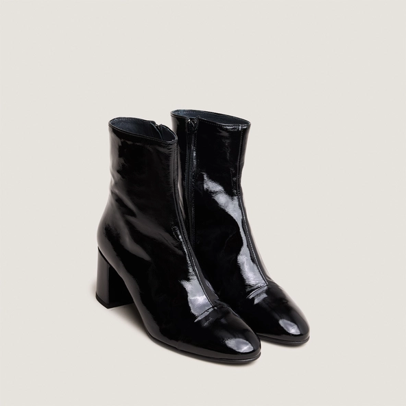 Heeled boots in black pleated patent | DONIAMA