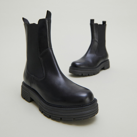 Bottines &agrave; semelles crant&eacute;es black