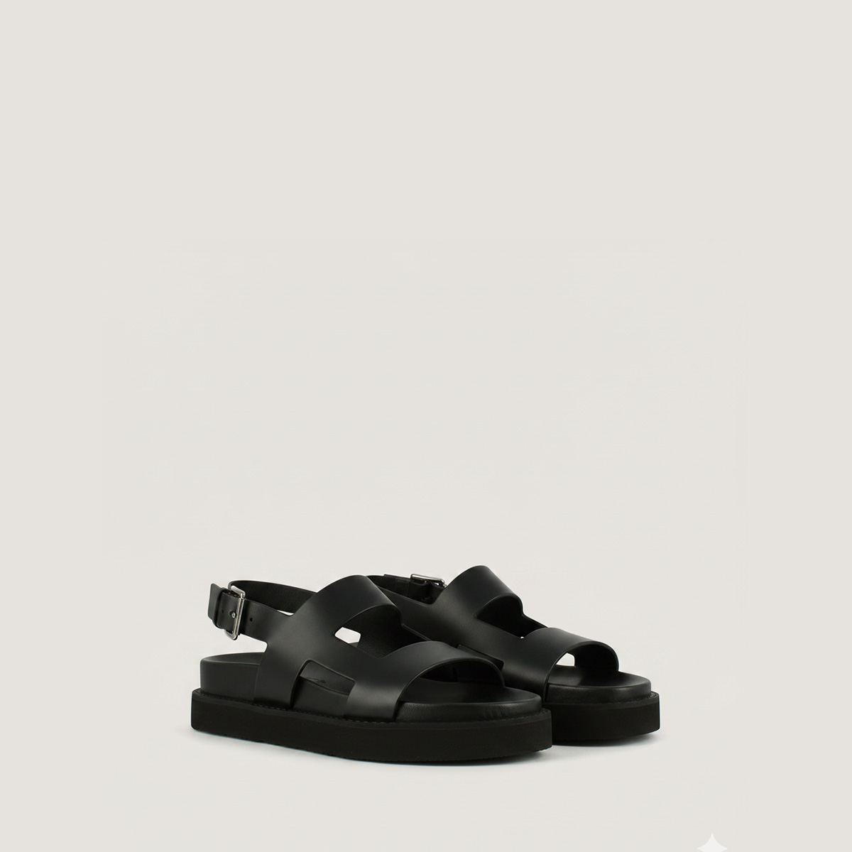 Sandales &agrave; brides crois&eacute;es black