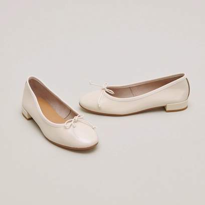 Ballerinas with flat heels in ecru pleated leather | SALOME