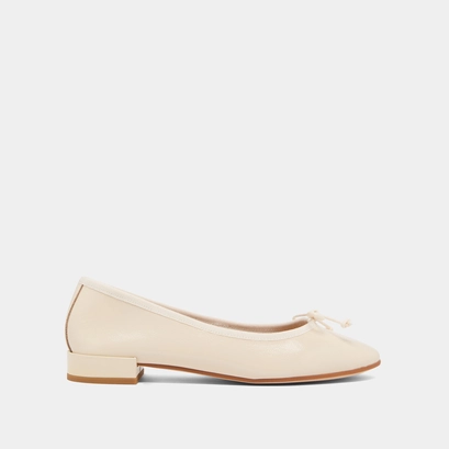 Ballerinas with flat heels in ecru pleated leather | SALOME