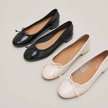 Ballerinas with flat heels in ecru pleated leather | SALOME