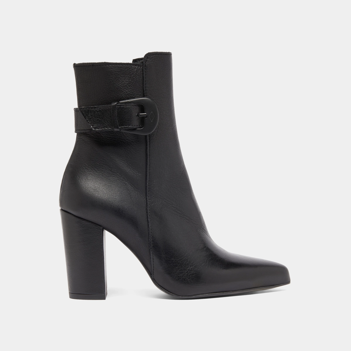 Bottines à bouts pointus et boucles in black leather | BETH