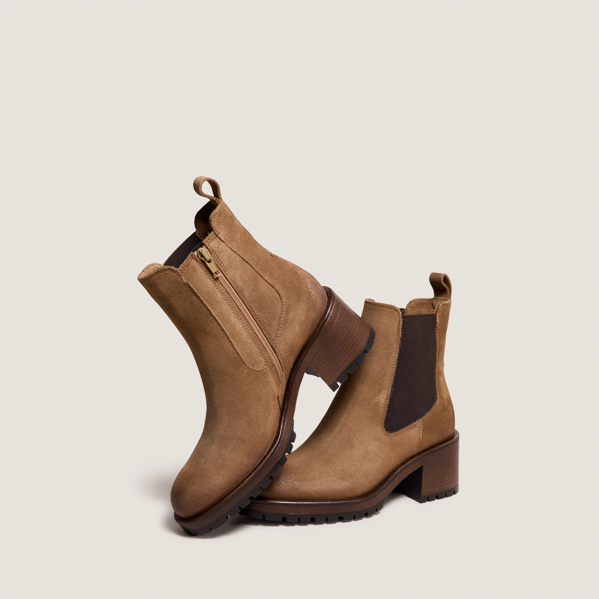 Lowboots with elastic bands in taupe suede | CECILE
