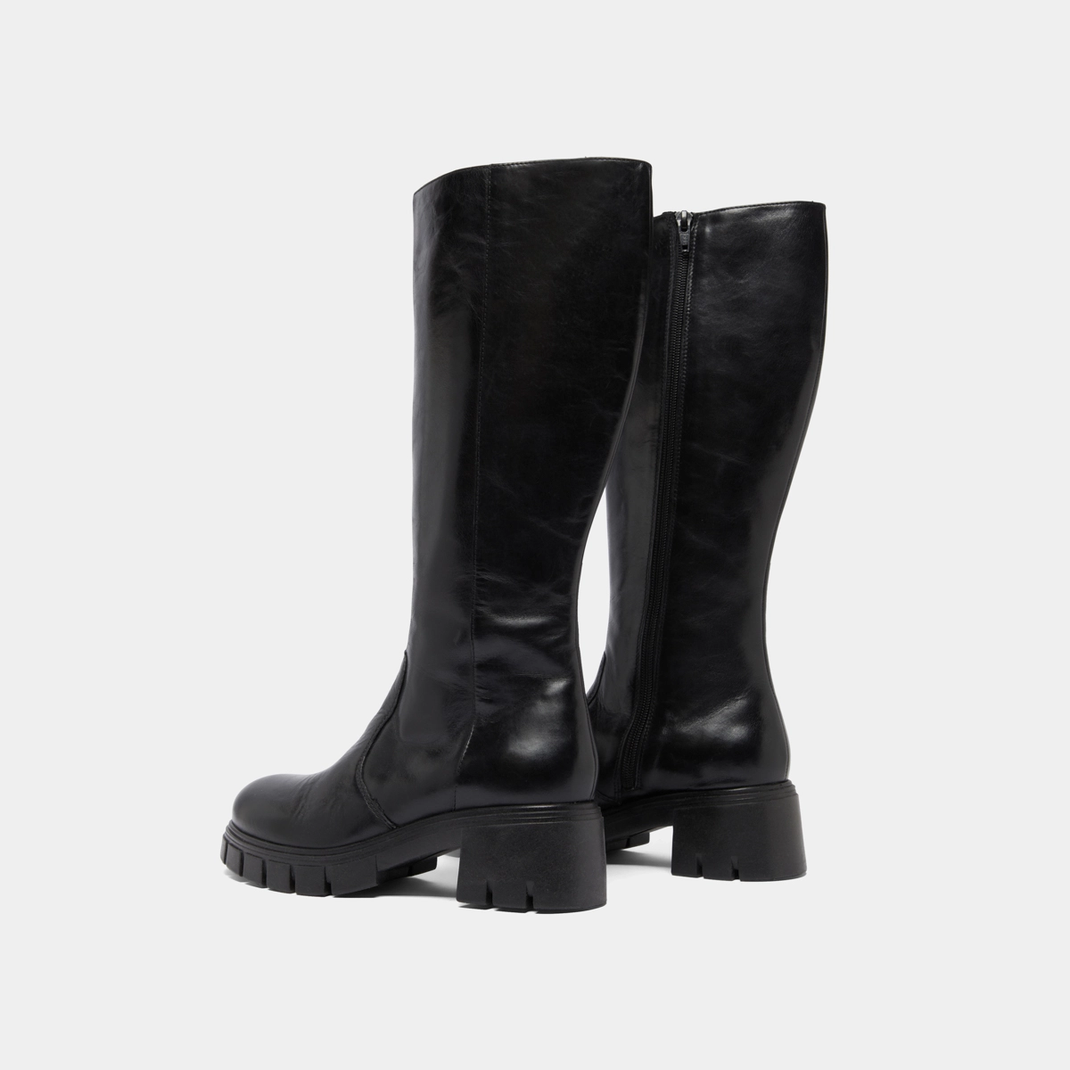 Bottes à semelles crantées in black leather | ANTONIN