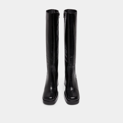 Boots with heels and square toes in black aged leather | bryan
