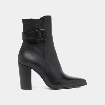 Bottines à bouts pointus et boucles black