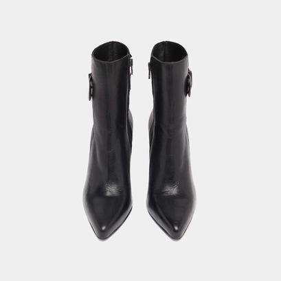 Bottines à bouts pointus et boucles black
