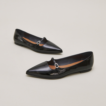 Pointed ballerinas with straps in black glazed leather | DIJON