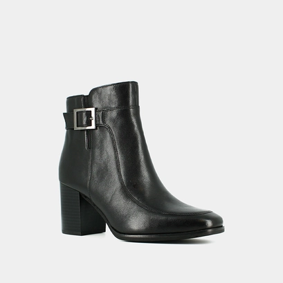 Bottines &agrave; talons et boucles in black leather | adriette