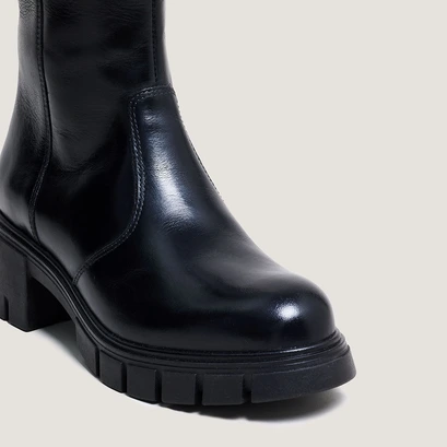 Bottes &agrave; semelles crant&eacute;es in black leather | antonin