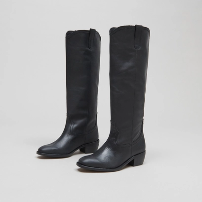 Bottes hautes &agrave; bouts ovales in black leather | manhattan