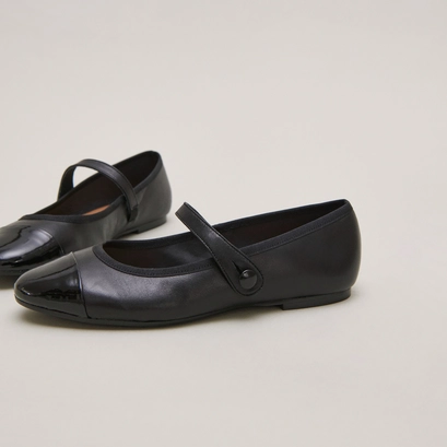 Ballerines &agrave; brides in black leather | DREUX