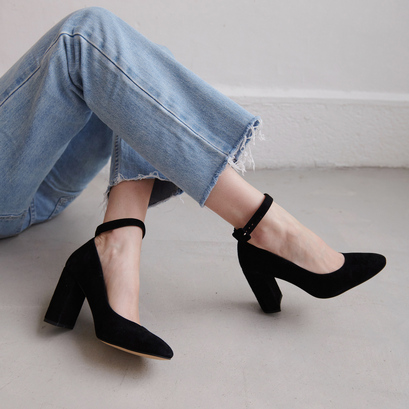 High-heeled slippers in black velvet | VARS