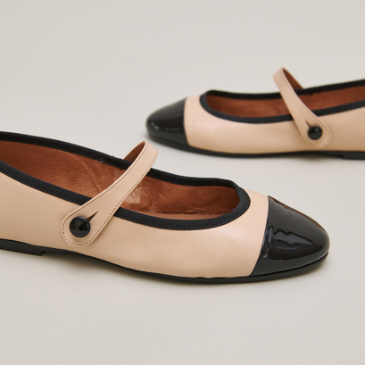 Ballerines &agrave; brides in beige patent leather | DREUX