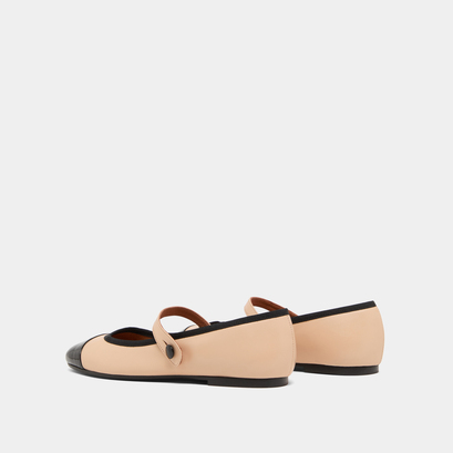 Ballerines &agrave; brides in beige patent leather | DREUX