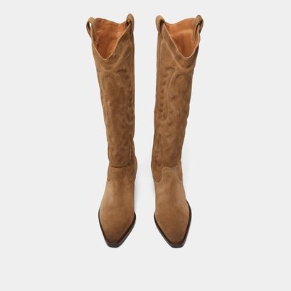 Pointed-toe boots with visible stitching in dark taupe suede | DORILLA