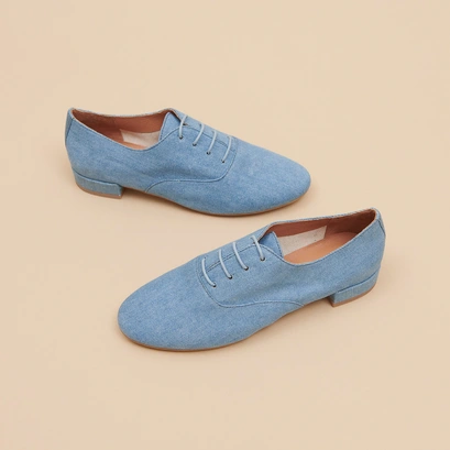 Richelieus &agrave; talons plats in blue denim | adenise
